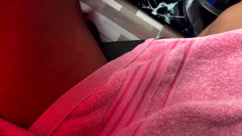 pichalarga7777 online show from May 3, 1:28 pm