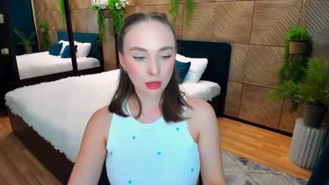 Emelie online show from November 17, 7:27 pm