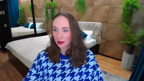 Emelie online show from February 8, 10:19 am