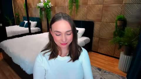 Emelie online show from December 1, 7:23 pm