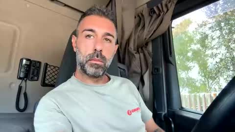 Snapshot of pierotu chatting on September 26, 12:02 pm pierotu online show from September 26, 12:02 pm