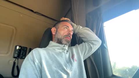 Snapshot of pierotu chatting on October 23, 6:59 am pierotu online show from October 23, 6:59 am