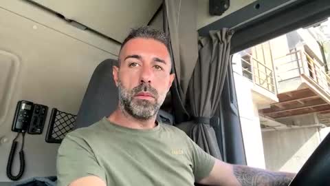 Snapshot of pierotu chatting on September 24, 8:10 am pierotu online show from September 24, 8:10 am