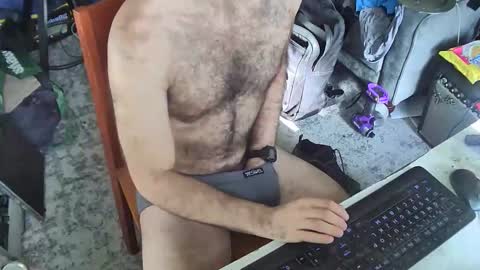 pigs_in_space online show from January 8, 4:13 pm