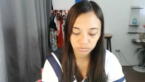 Snapshot of pinay_beauty14 chatting on October 10, 9:48 am pinay beauty14 online show from October 10, 9:48 am