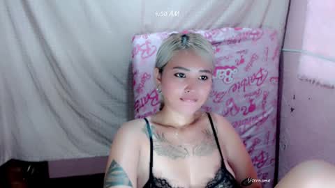 pinay_romancee online show from April 12, 8:51 am