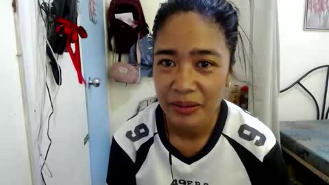 pinay online show from September 18, 5:44 am