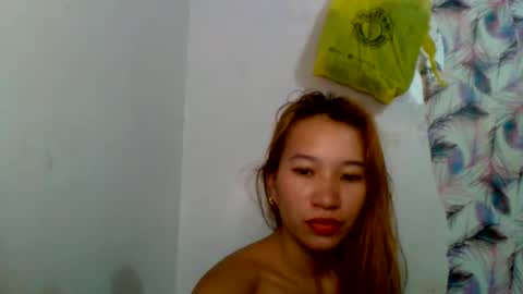 Snapshot of pinaybeauty_25 chatting on February 24, 5:33 am im jane online show from February 24, 5:33 am