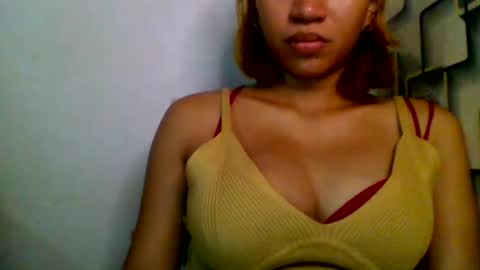 Snapshot of pinaybeauty_25 chatting on September 16, 6:05 am im jane online show from September 16, 6:05 am