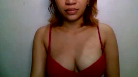 Snapshot of pinaybeauty_25 chatting on November 1, 5:01 pm im jane online show from November 1, 5:01 pm