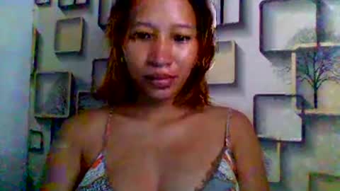 Snapshot of pinaybeauty_25 chatting on September 11, 6:47 am im jane online show from September 11, 6:47 am