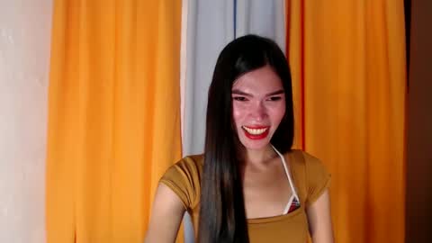 Snapshot of pinayjessaxxx chatting on February 6, 12:54 am pinayjessaxxx online show from February 6, 12:54 am
