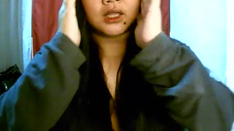 pinayjona online show from November 27, 11:40 am