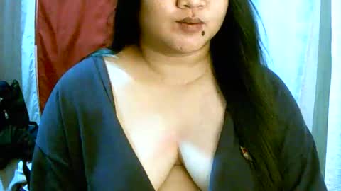 pinayjona online show from October 27, 12:49 pm