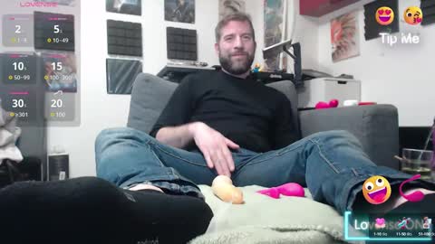 Snapshot of pingones79 chatting on February 27, 4:53 pm pingones 79 online show from February 27, 4:53 pm