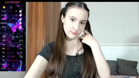 pingviluly online show from September 16, 5:32 am