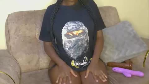 pink_cushy online show from February 11, 5:11 am