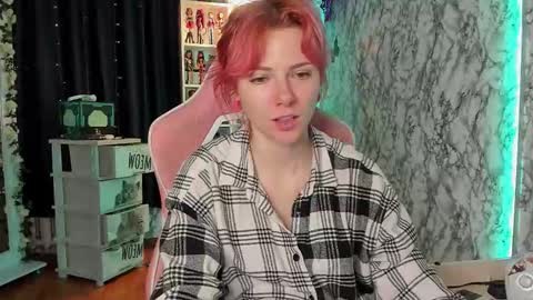 Saly online show from December 5, 11:08 am