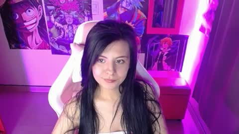 pink_yuii online show from March 4, 11:11 pm