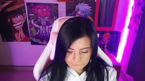 pink_yuii online show from December 4, 1:30 am