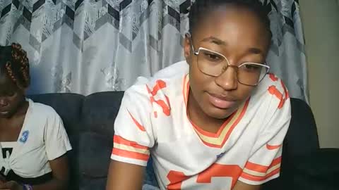 PinkyAura online show from February 22, 11:13 am