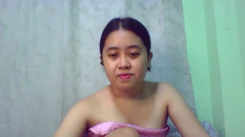 Snapshot of pinkish_shine chatting on March 5, 1:06 pm Hi its me shine online show from March 5, 1:06 pm