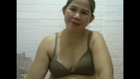 pinkishpusiemom18 online show from January 23, 10:43 am