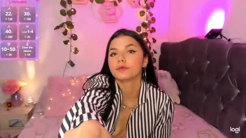 Sarah .. online show from December 22, 5:11 am