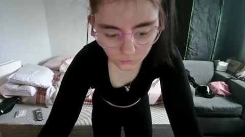 pinkwife97 online show from January 12, 2:46 pm