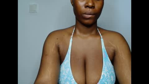 Snapshot of pinkxsugar chatting on October 12, 5:26 pm pinkxsugar online show from October 12, 5:26 pm