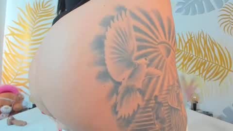 Pinkyishere online show from February 24, 8:27 am