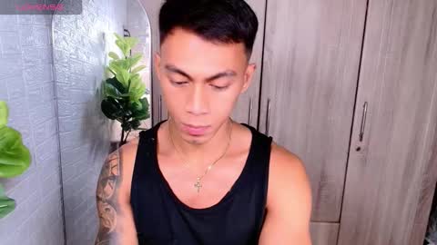 Snapshot of pinoymilker chatting on September 28, 1:09 pm ethan online show from September 28, 1:09 pm