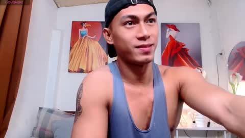 Snapshot of pinoymilker chatting on February 18, 7:19 pm ethan online show from February 18, 7:19 pm