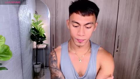 Snapshot of pinoymilker chatting on October 1, 10:14 am ethan online show from October 1, 10:14 am