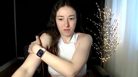 piscesgirl06 online show from January 14, 6:21 am