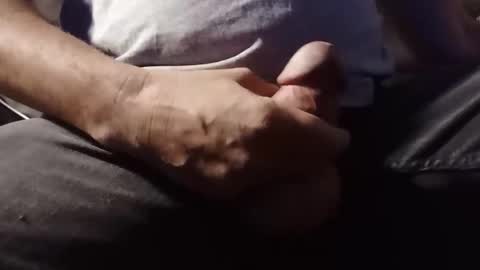 Snapshot of pitoenmano_ chatting on October 30, 4:57 am Antn online show from October 30, 4:57 am