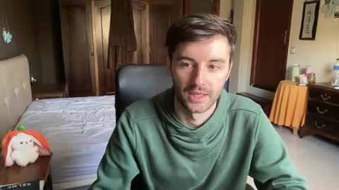 placebo14 online show from February 1, 4:22 pm