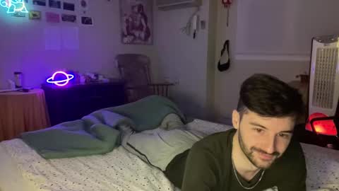 placebo14 online show from December 24, 12:11 am