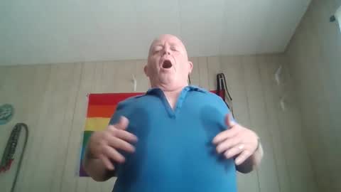 chaz online show from April 25, 12:02 am