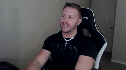 Player online show from February 18, 4:01 am