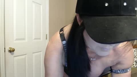 playfulkitten17 online show from February 12, 4:21 pm