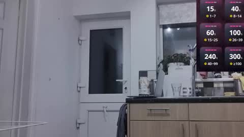 Play Me online show from November 27, 5:59 am