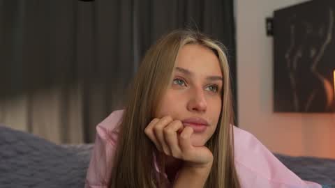 21 y.o Mila online show from February 27, 7:45 am