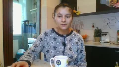 pleas3s_sweet online show from March 2, 6:05 am