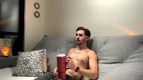 pleasureshared631 online show from February 8, 2:58 am