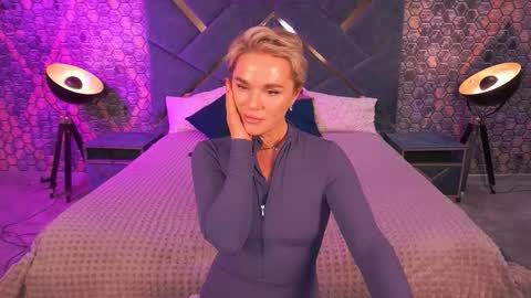 Ira brunette and Vika blonde online show from February 24, 6:49 am