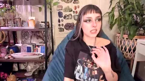 Goddess Pluto online show from December 17, 10:27 pm