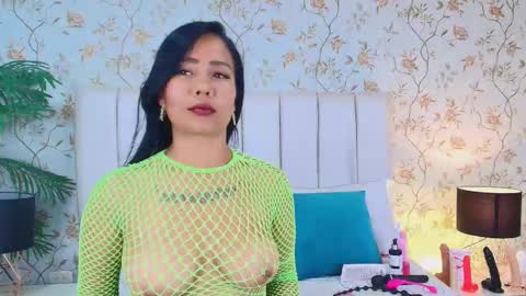 Snapshot of pocahontas1_bgb chatting on September 10, 8:32 pm pocahontas1_bgb online show from September 10, 8:32 pm