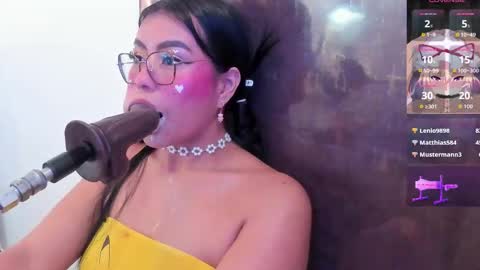 Snapshot of pocahontas_lantina chatting on October 15, 4:05 am pocahontas_lantina online show from October 15, 4:05 am