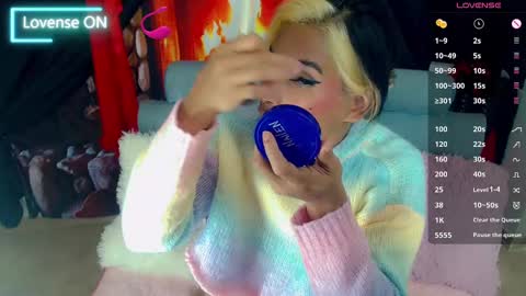 Snapshot of pocahontasexxy chatting on January 15, 8:41 am DaniellaBaby online show from January 15, 8:41 am